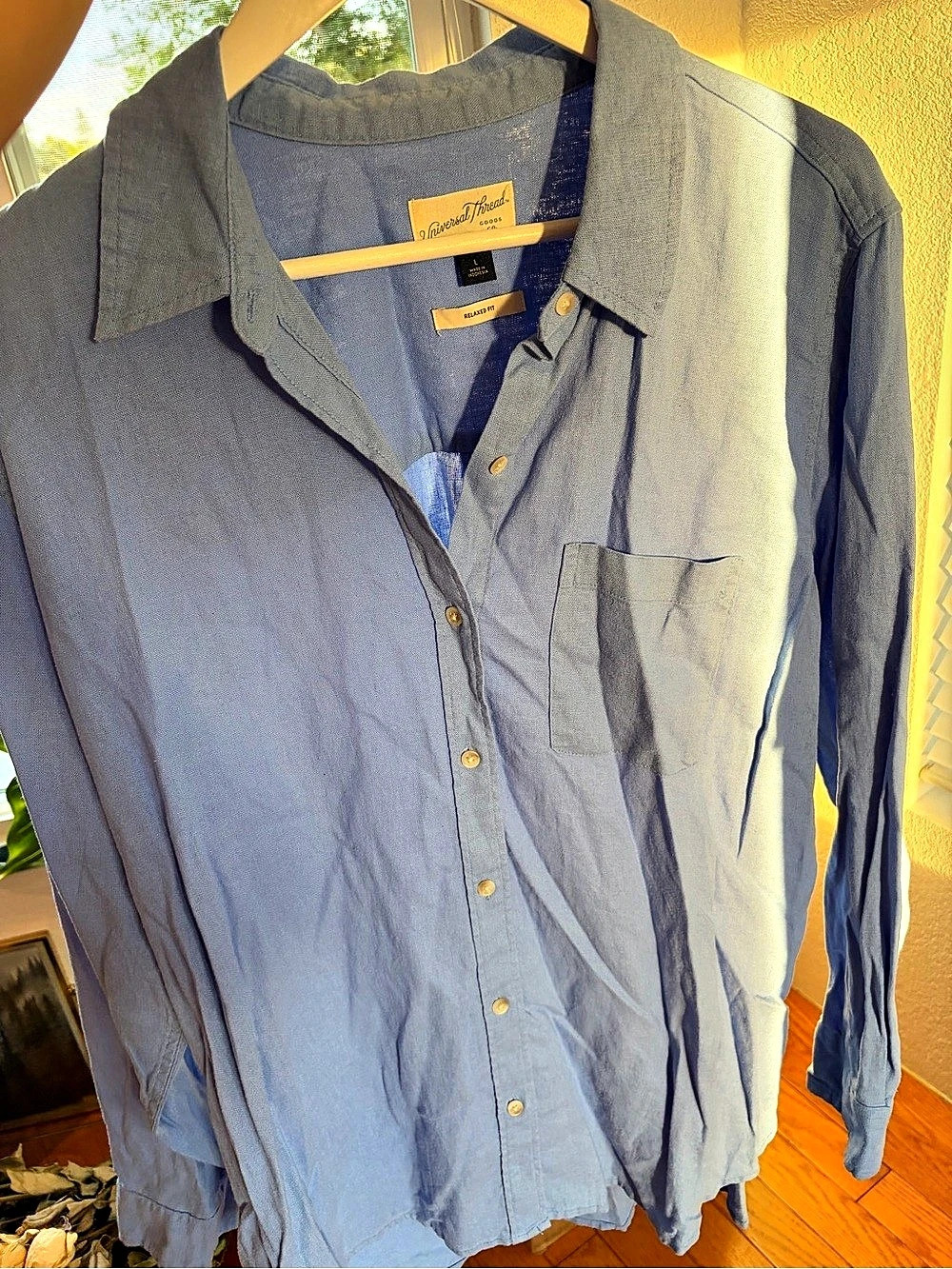 Universal Thread Women's Blue Button Down Shirt, Never Worn